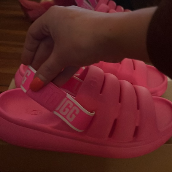 NEON PINK UGG Slides - Picture 4 of 5